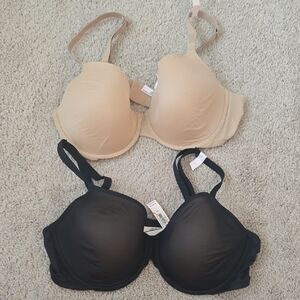 Bundle Of NWT Victoria's Secret Lightly Lined Bras In 38C